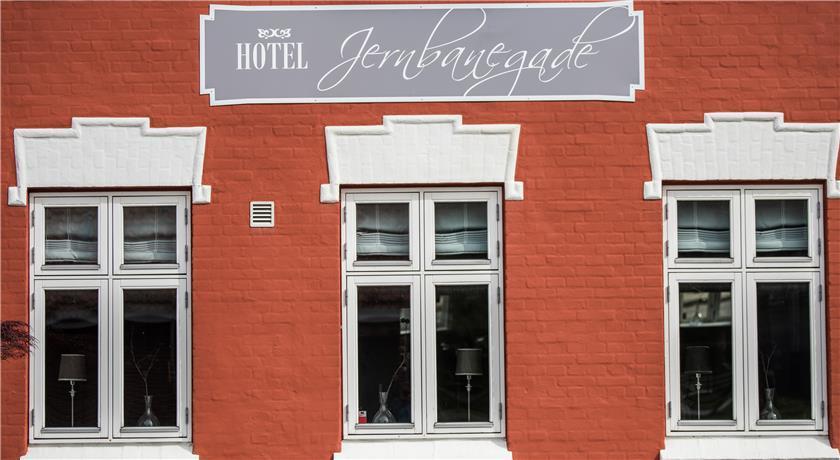 Hotel Jernbanegade Kibaek Екстер'єр фото