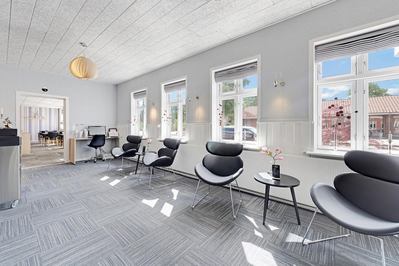 Hotel Jernbanegade Kibaek Екстер'єр фото