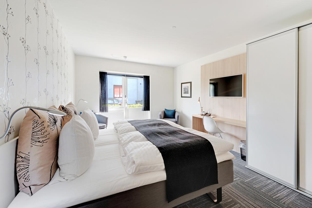 Hotel Jernbanegade Kibaek Екстер'єр фото