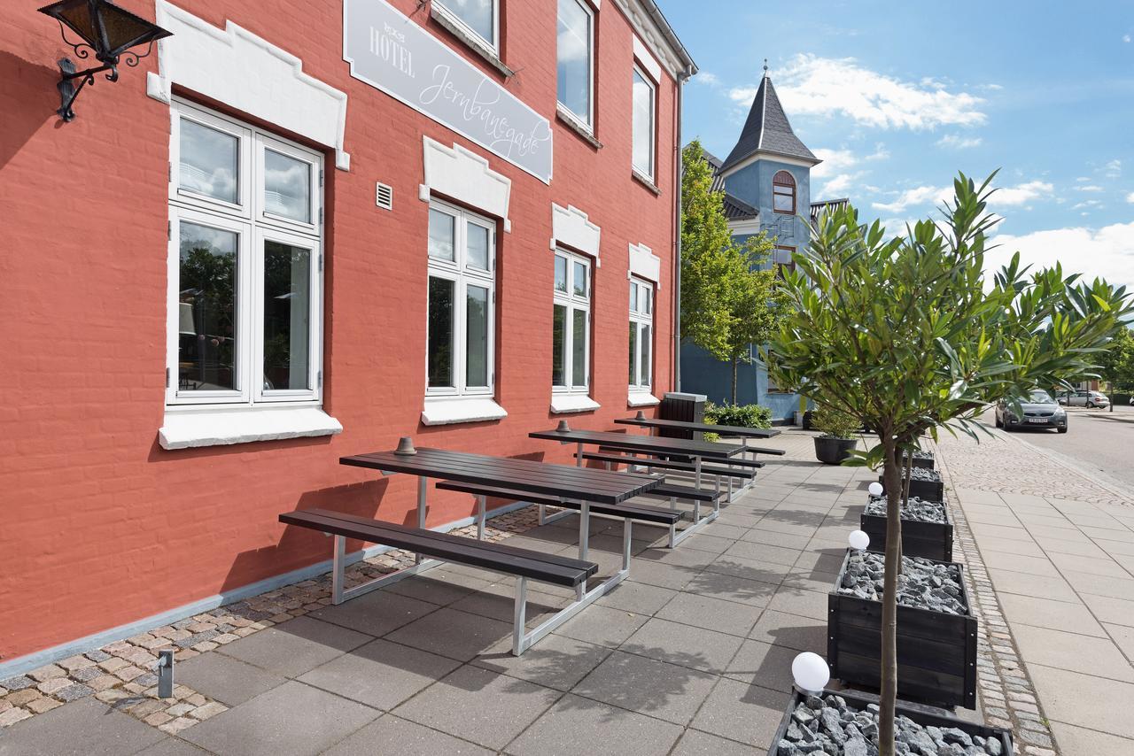 Hotel Jernbanegade Kibaek Екстер'єр фото