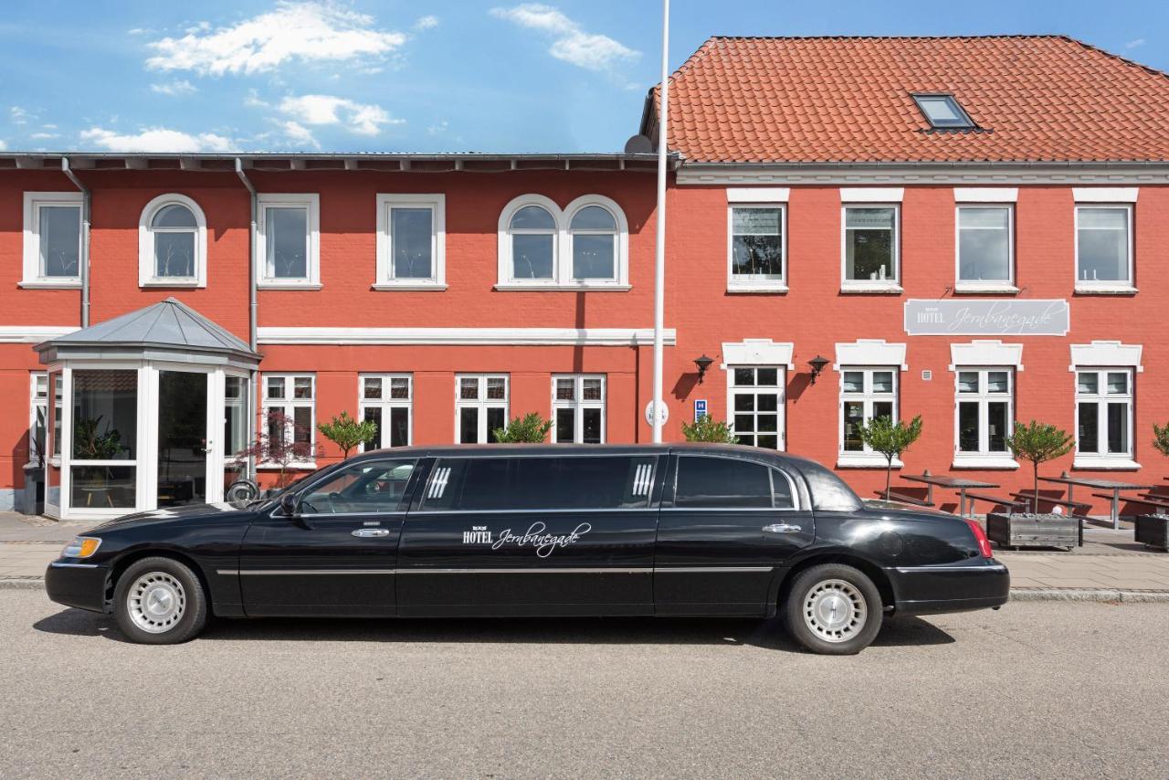 Hotel Jernbanegade Kibaek Екстер'єр фото